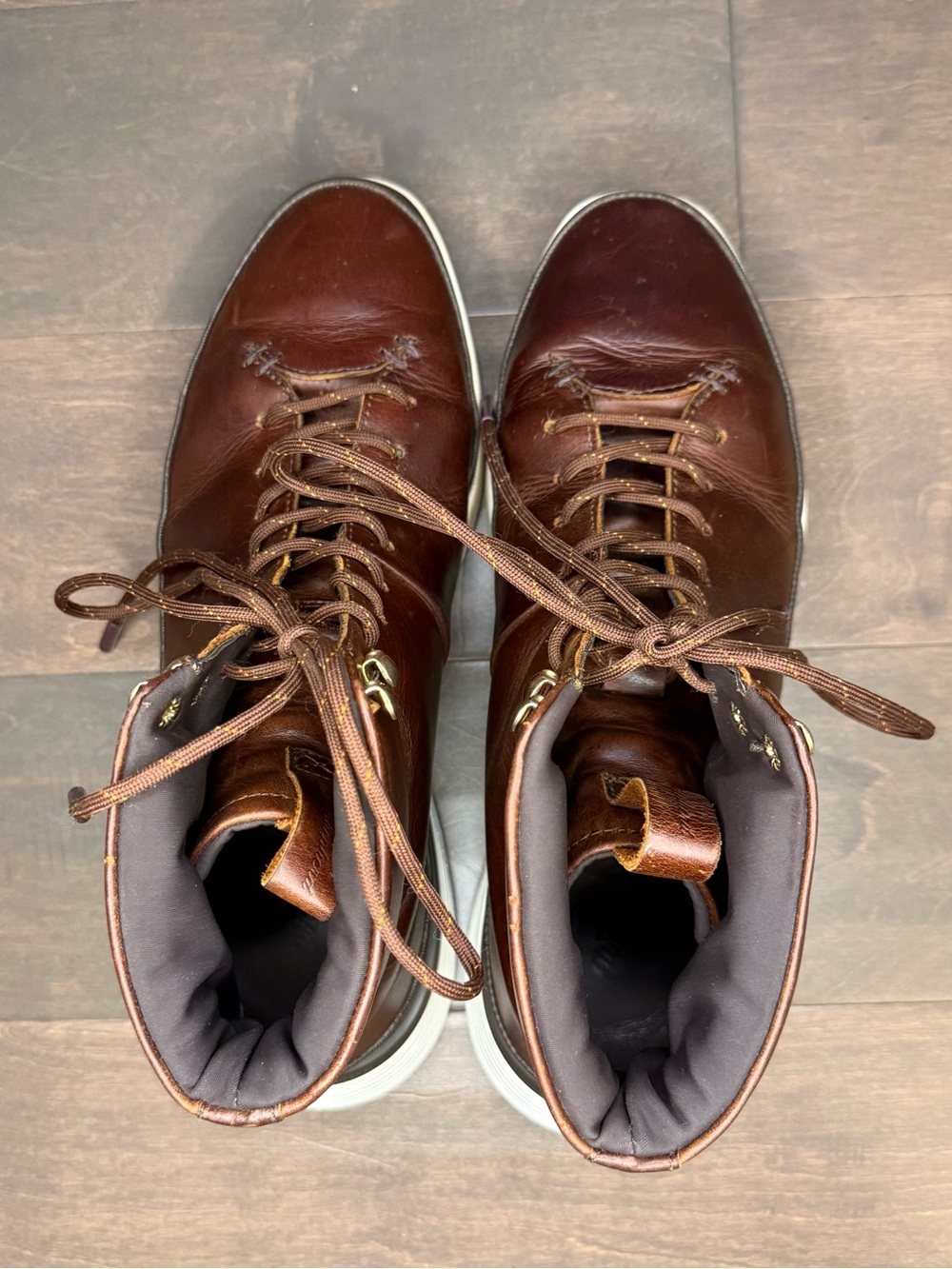 Wolf & Shepard Men's Brown High Top Leather Lace-Up City Hiker Boots
